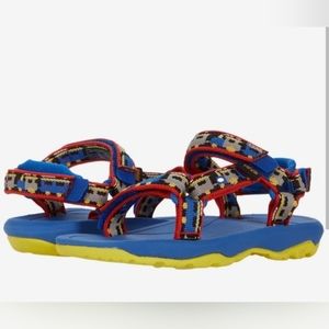 Teva T Hurrican XLT 2 sandals Train size 4